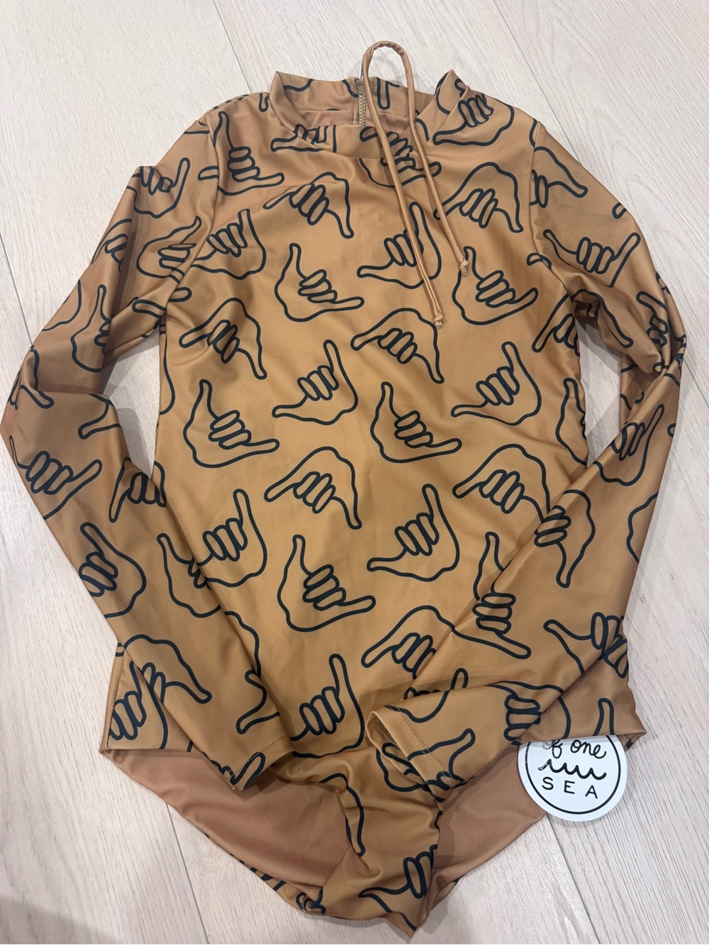 NWT One Sea Women's Shaka Long Sleeve One-Piece Swimsuit in Tan | XS